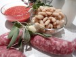 salsicce con i fagioli all'uccelletto salsicce con i fagioli all'uccelletto