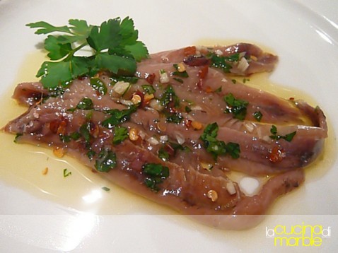 acciughe piccantine (e crostini)