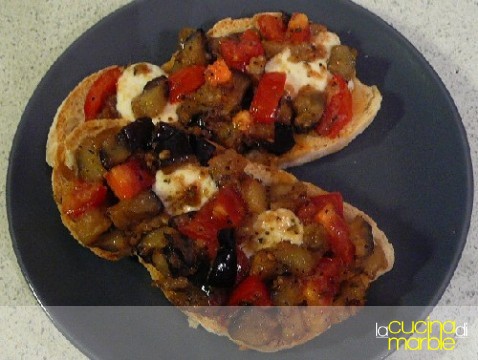 crostone melanzane alla pizzaiola crostone melanzane alla pizzaiola