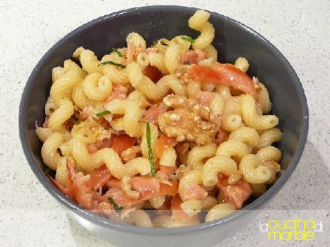 pasta salmone noci e limone pasta salmone noci e limone