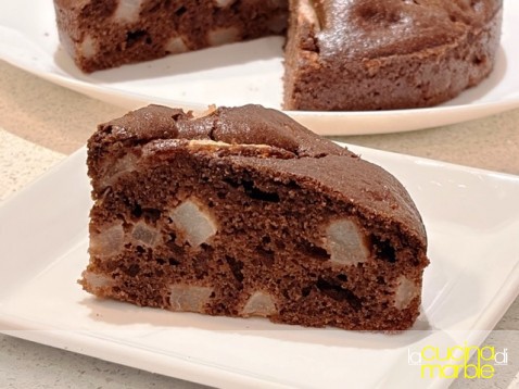 torta cacao e pere in friggitrice torta cacao e pere in friggitrice